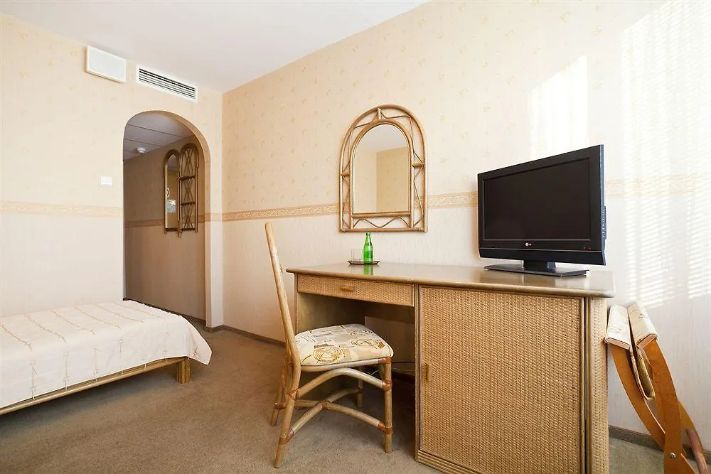 Hotel Ikar Poznan 3*,  Poland